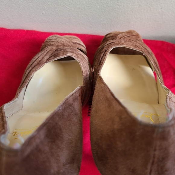 Christian Louboutin Brown Suede Platform Heels 38 1/2 - Picture 7 of 15